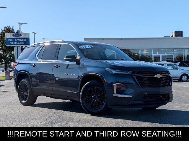 Used 2023 Chevrolet Traverse LT FWD image 2