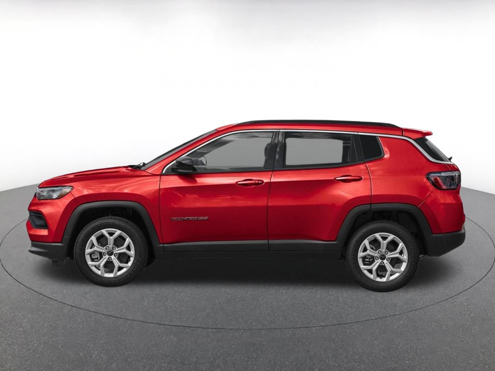 Used 2025 Jeep Compass Limited AWD/4WD image 4