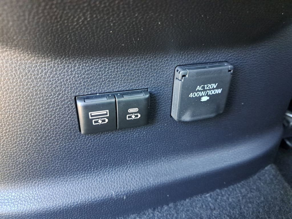 Certified 2025 Toyota Tundra 1794 Edition image 9