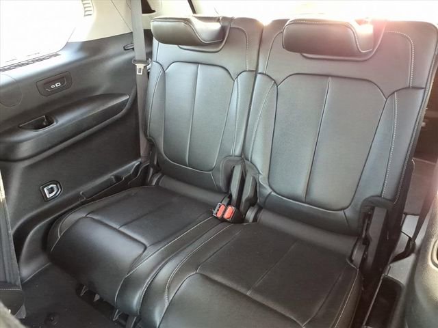 Used 2022 Jeep Grand Cherokee L Limited image 22