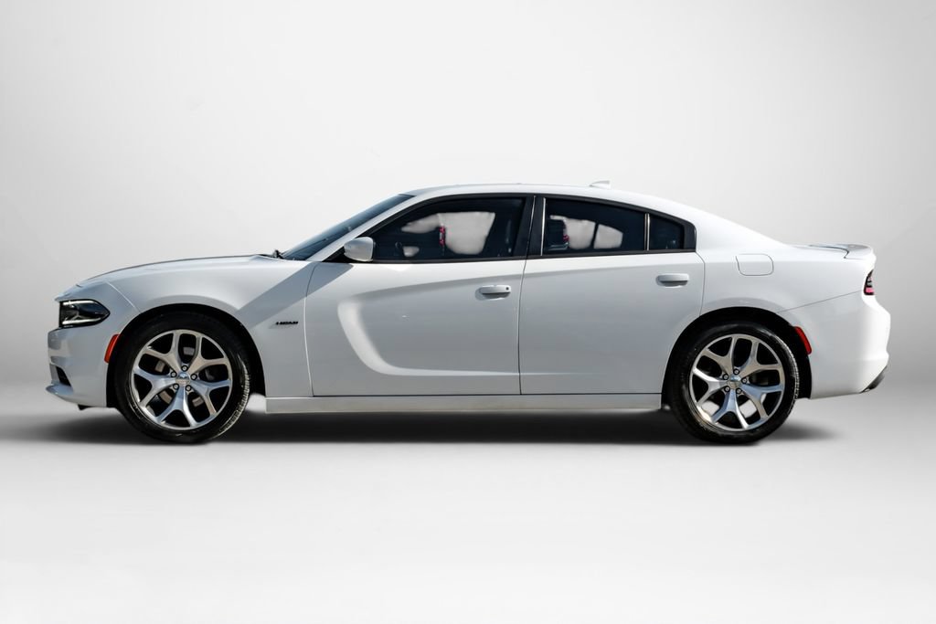 Used 2015 Dodge Charger R/T w/ Plus Group RWD image 9
