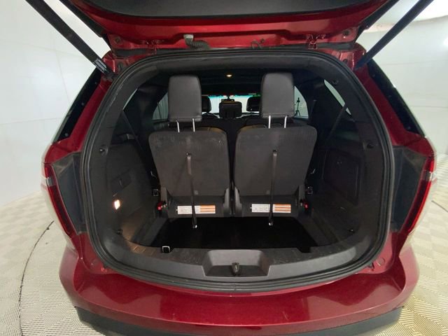 Used 2014 Ford Explorer XLT w/ Equipment Group 202A AWD/4WD image 12