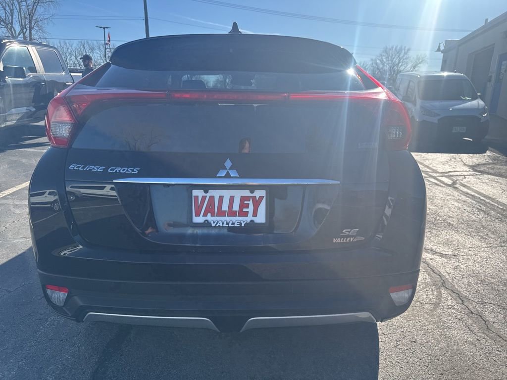 Used 2020 Mitsubishi Eclipse Cross SE image 11