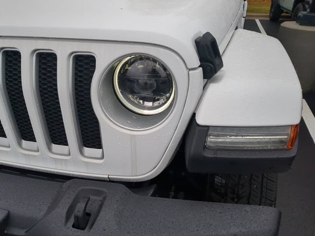 Used 2023 Jeep Wrangler Unlimited Sahara w/ LED Lighting Group AWD/4WD image 12