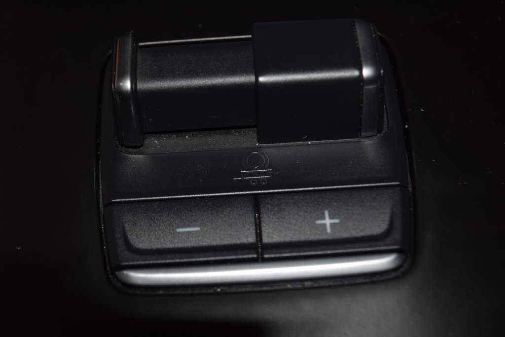 Used 2024 GMC Sierra 3500 Denali w/ Denali Reserve Package image 38