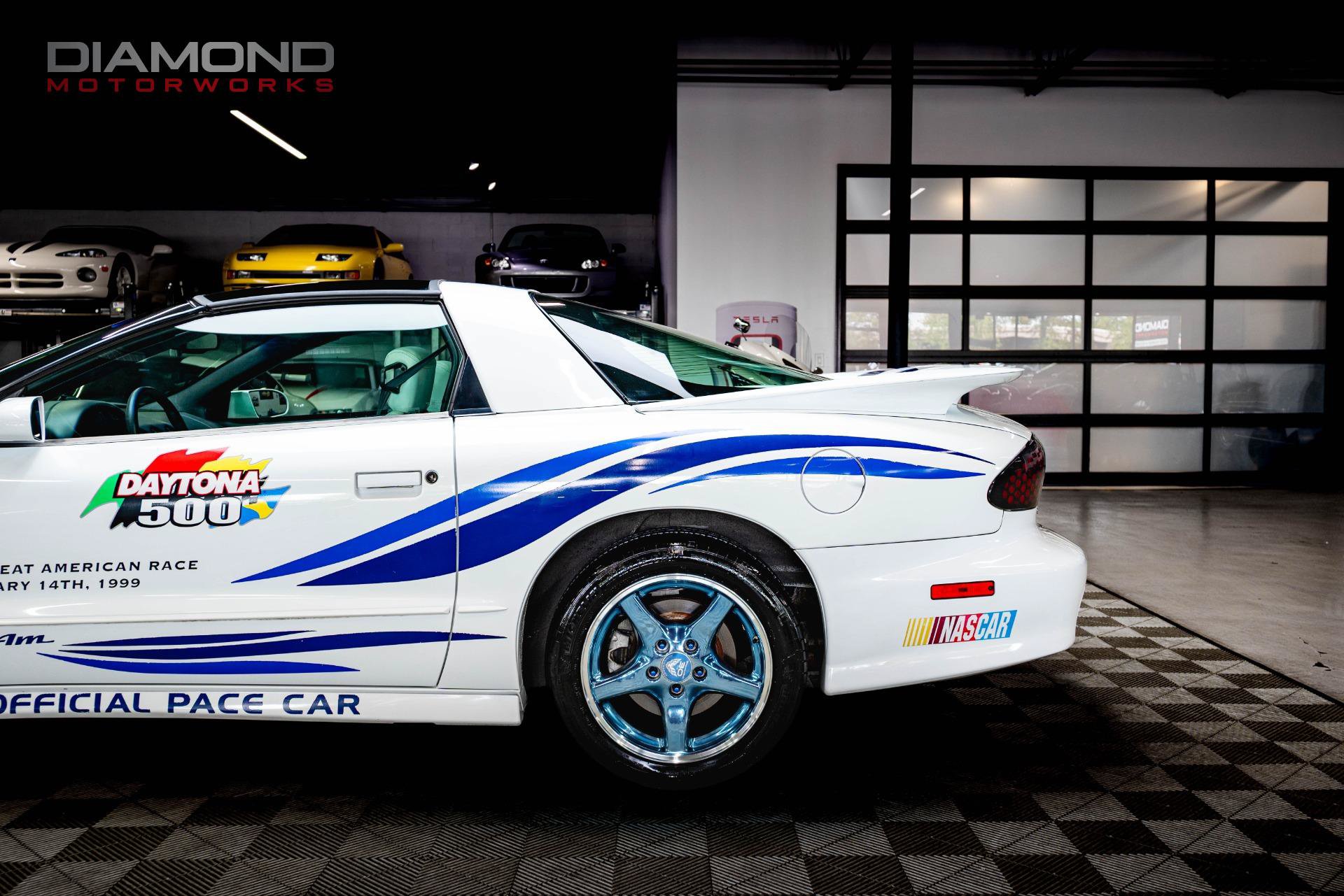 Used 1999 Pontiac Firebird Formula RWD image 15