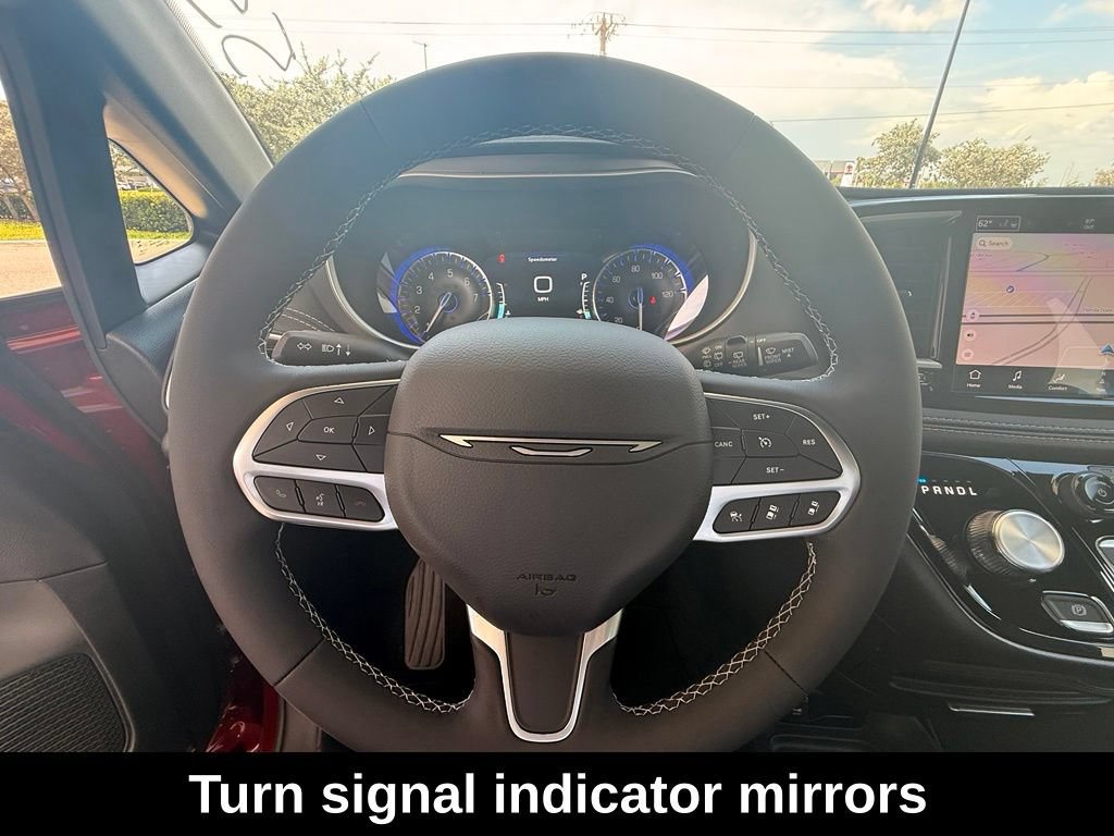 New 2027 Chrysler Pacifica Select w/ Family Tech Group FWD image 21