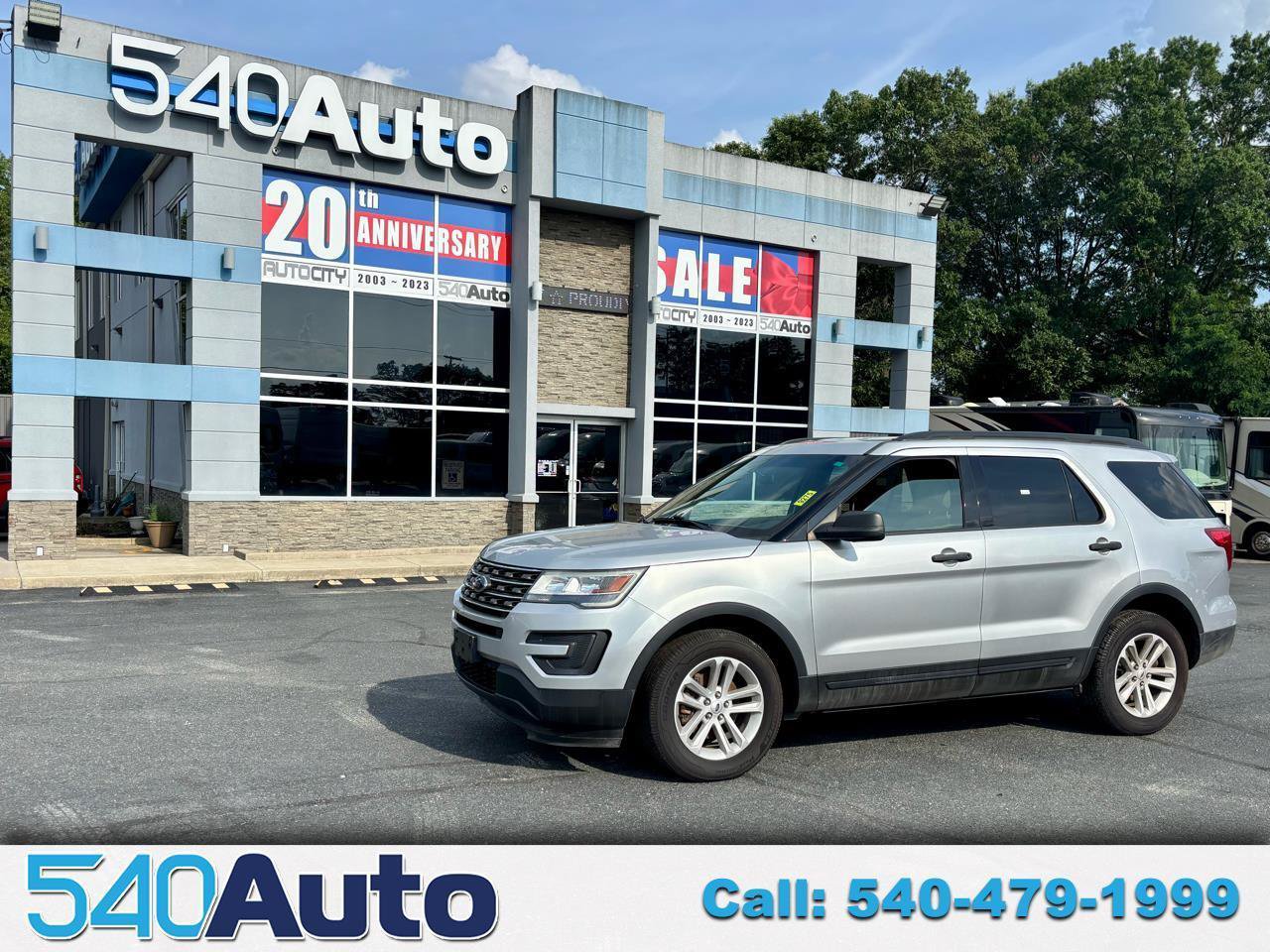 Used 2017 Ford Explorer 4WD image 1