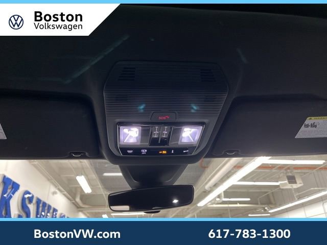 Used 2025 Volkswagen Atlas Cross Sport SE w/ Panoramic Sunroof Package image 23