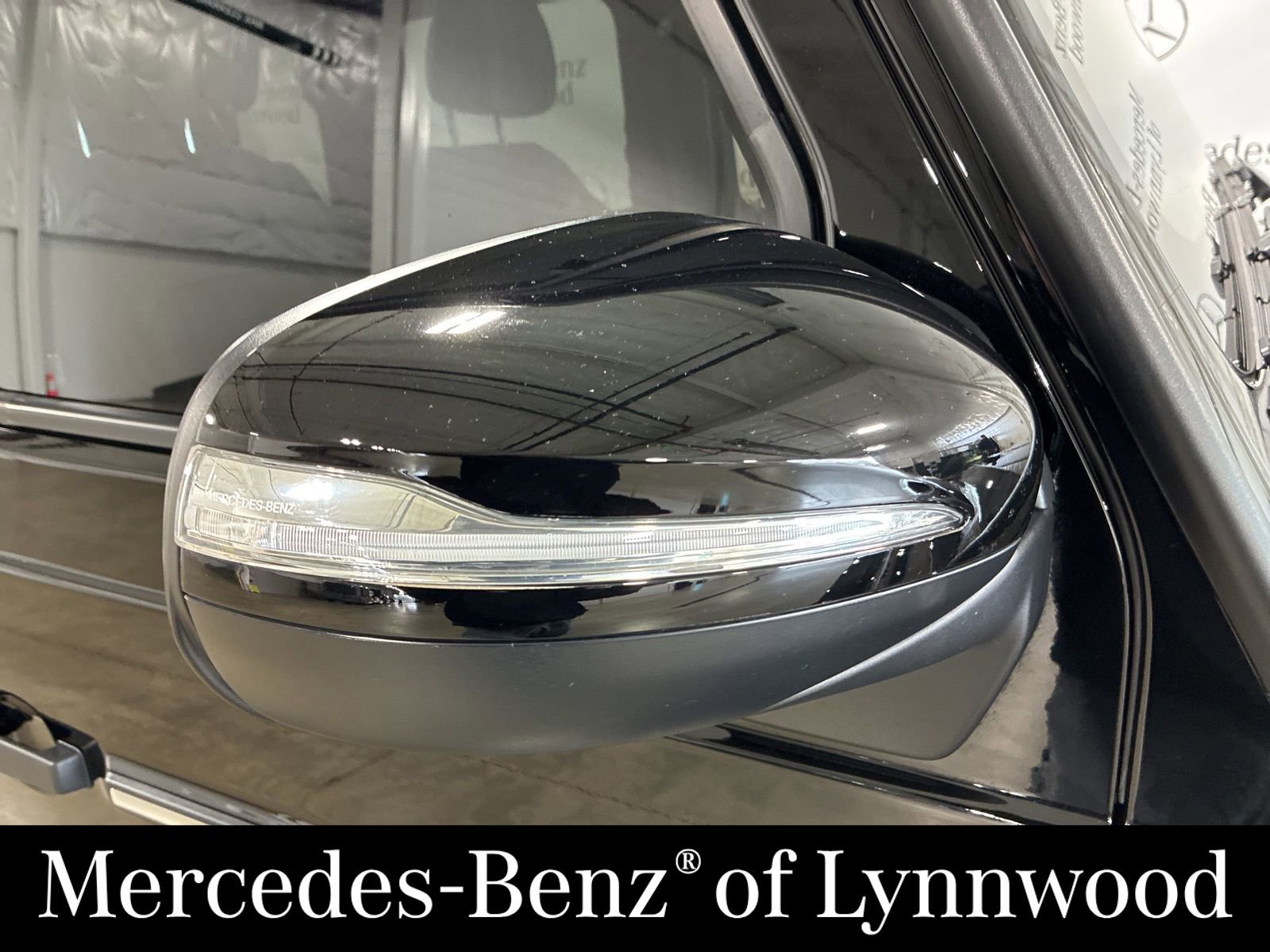 Used 2023 Mercedes-Benz G 550 image 28