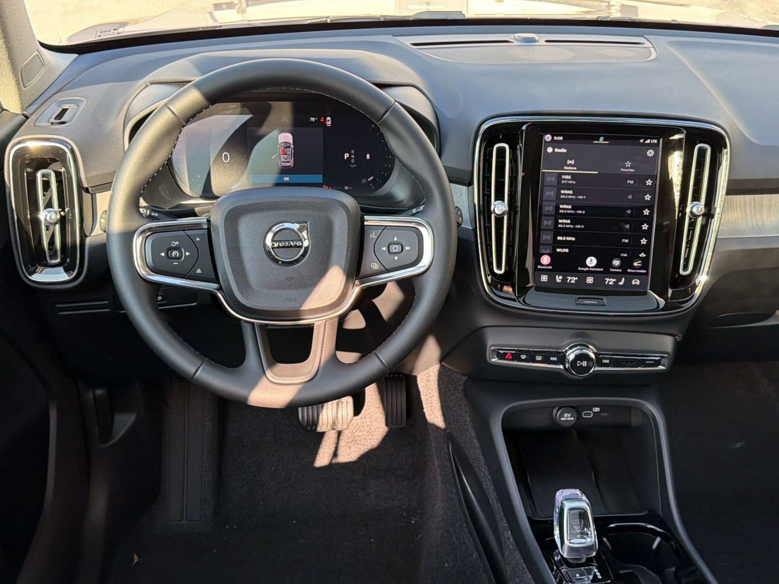 New 2026 Volvo XC40 B5 Plus w/ Protection Package Premier AWD/4WD image 28