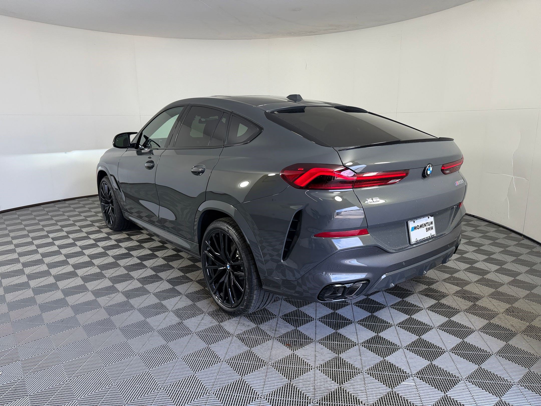 New 2027 BMW X6 M60i AWD/4WD image 3