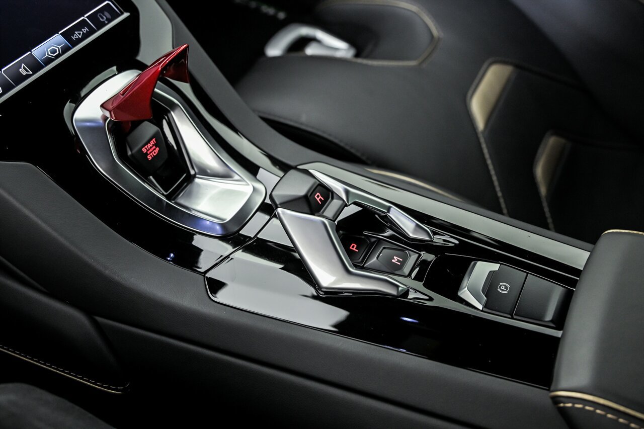Used 2022 Lamborghini Huracan EVO RWD image 32
