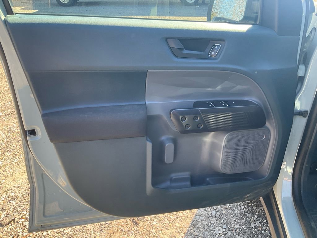 Used 2023 Ford Maverick XL image 17