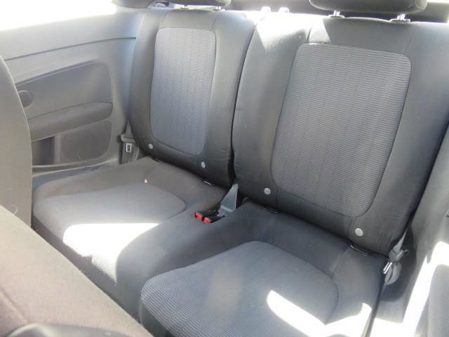 Used 2013 Volkswagen Beetle 2.5 image 23
