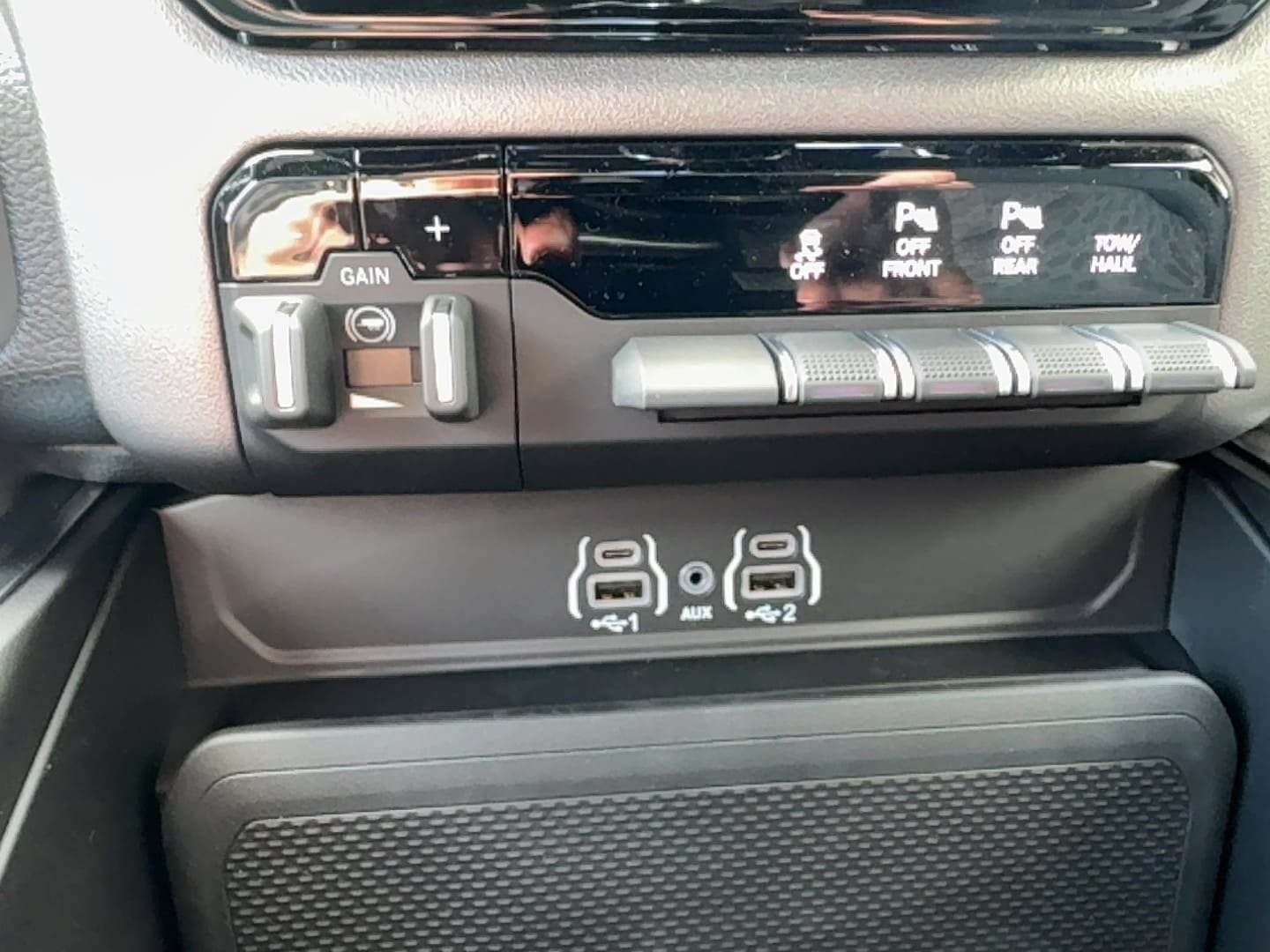 New 2025 RAM 1500 Big Horn AWD/4WD image 30