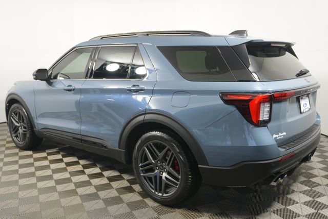 Certified 2025 Ford Explorer ST w/ Sun And Sound Package image 5