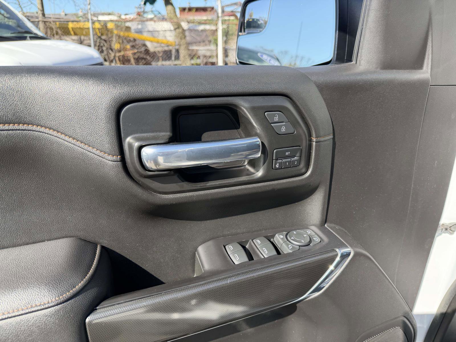 Certified 2021 GMC Sierra 1500 AT4 w/ AT4 Preferred Package AWD/4WD image 18