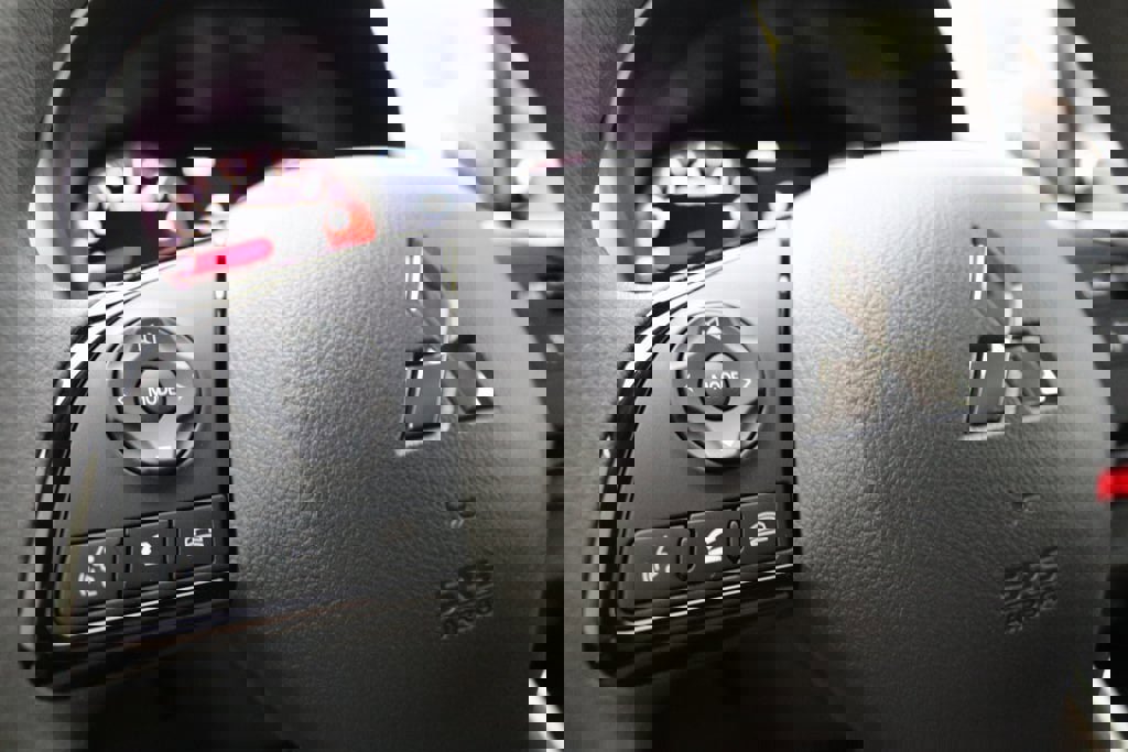 New 2026 Mitsubishi Eclipse Cross LE image 21