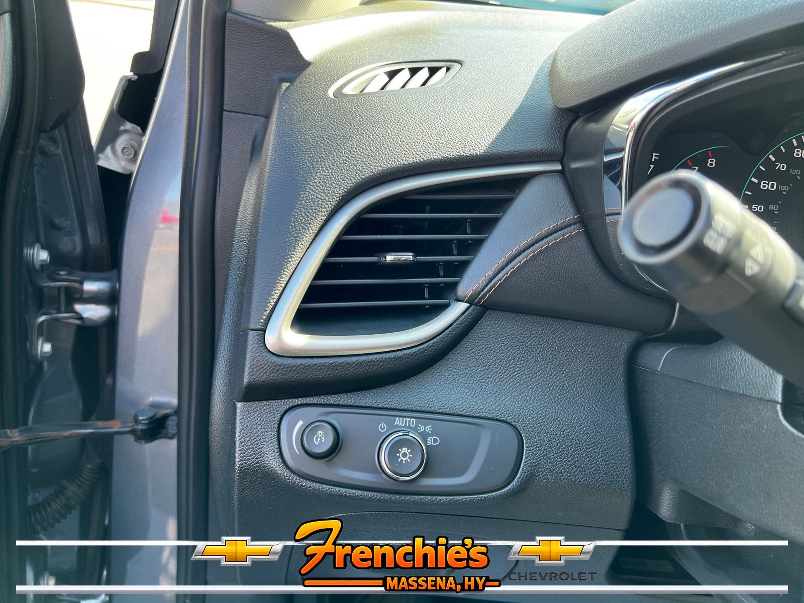 Used 2020 Chevrolet Trax LS w/ Tint and Cruise Package AWD/4WD image 10