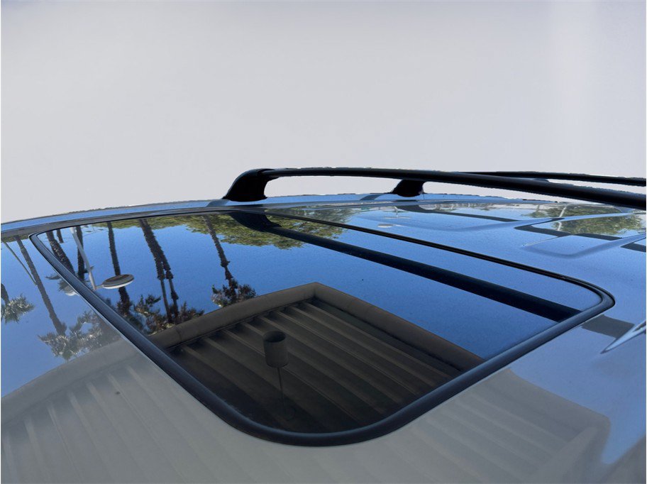 Used 2019 Toyota Highlander XLE AWD/4WD image 9