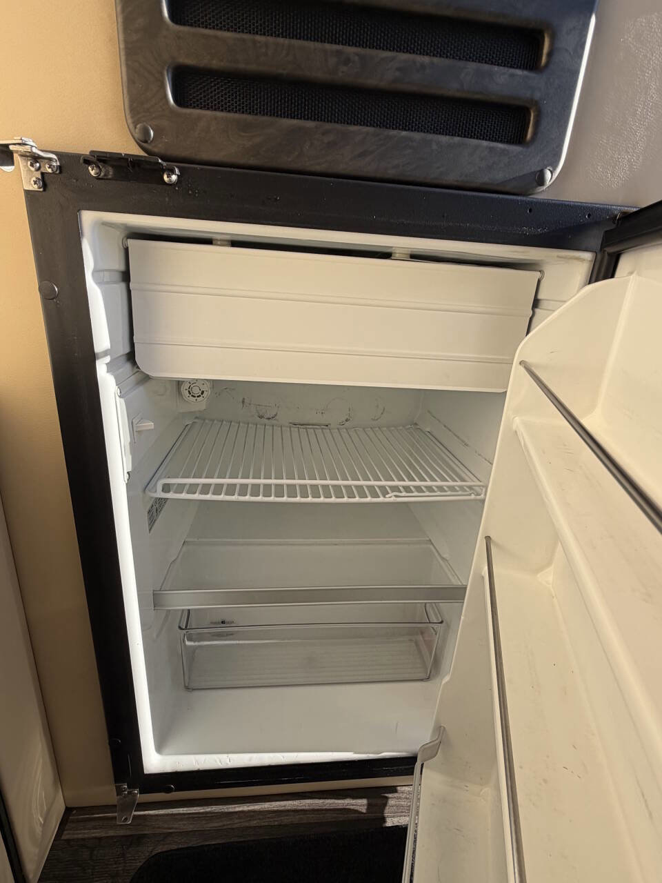 Used 2019 Mercedes-Benz Sprinter 170 image 95