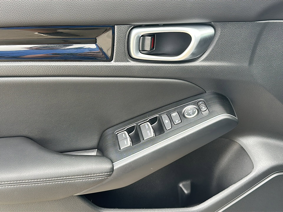 Used 2024 Honda Civic Sport Touring image 17