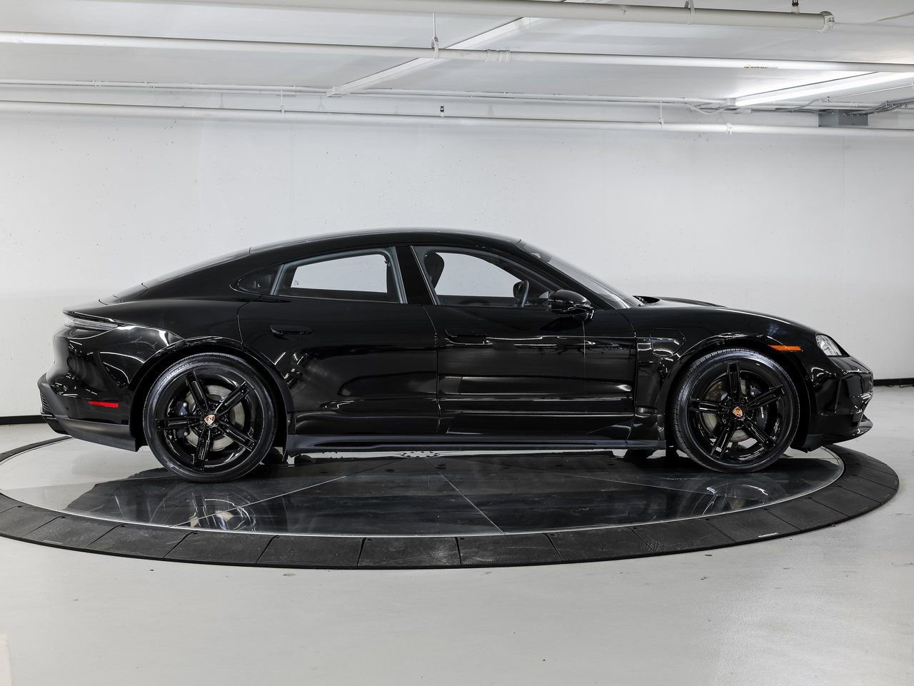 New 2026 Porsche Taycan RWD image 8