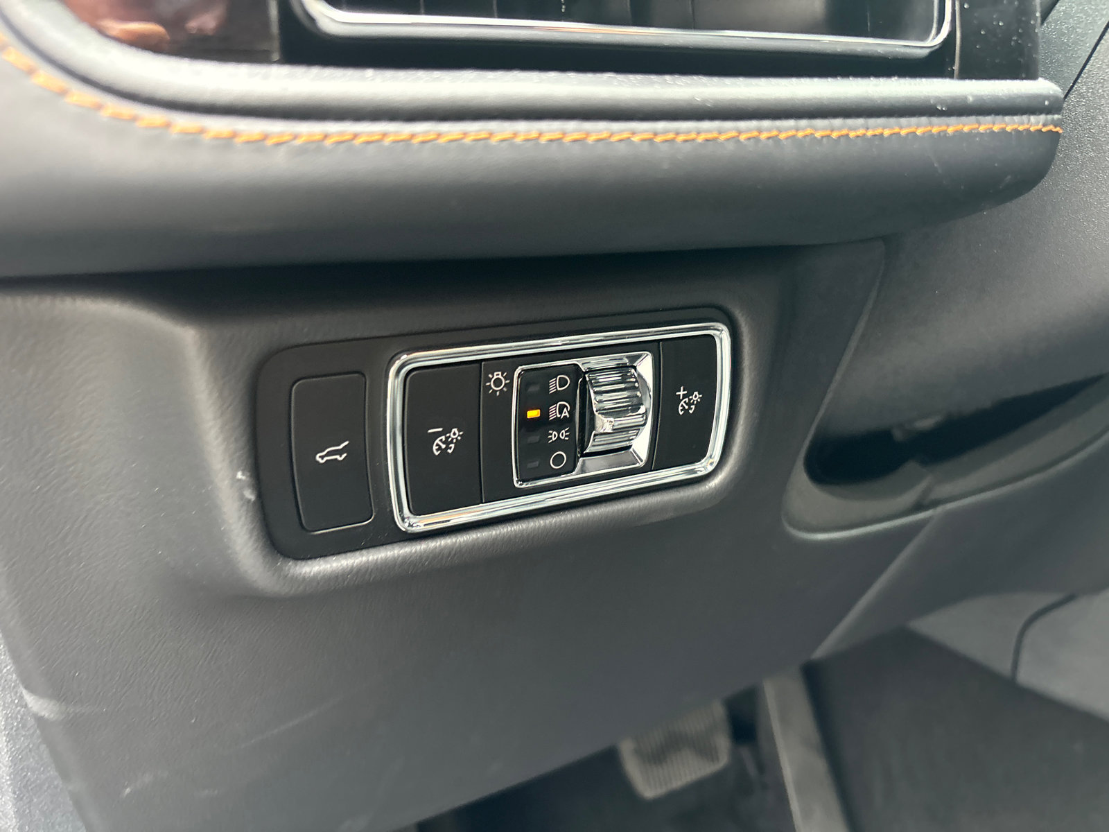 New 2025 Lincoln Aviator Black Label image 16