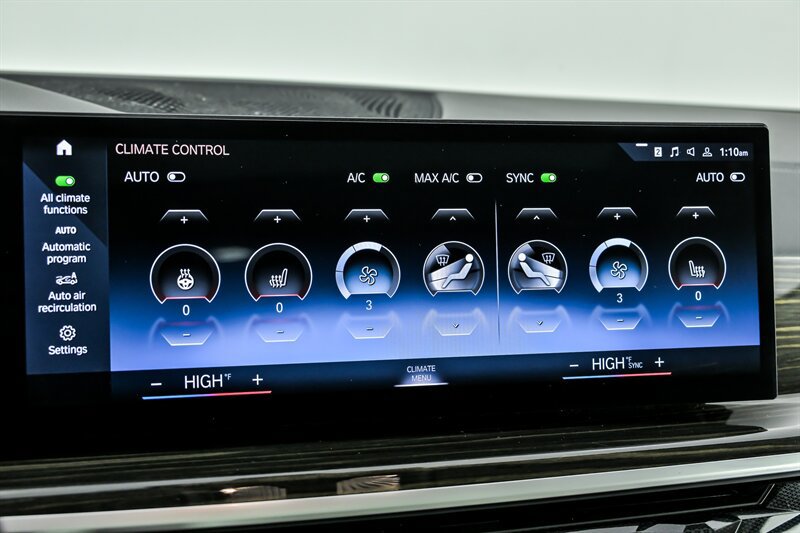 Used 2023 BMW X7 xDrive40i AWD/4WD image 30