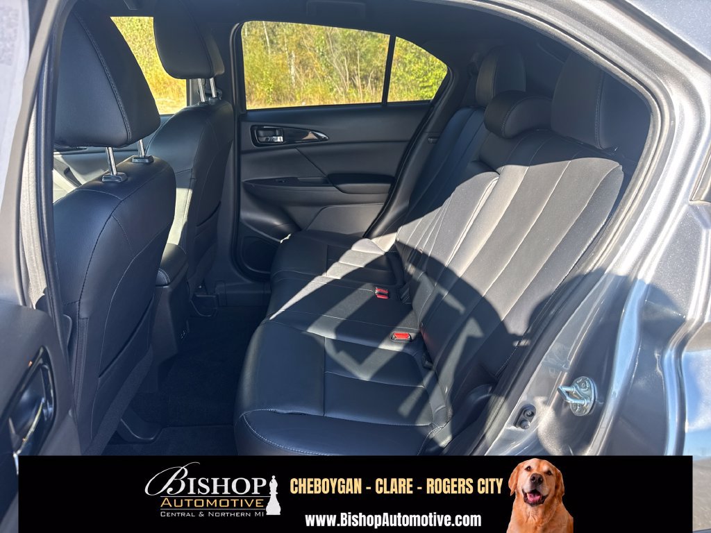 Used 2024 Mitsubishi Eclipse Cross SEL AWD/4WD image 12