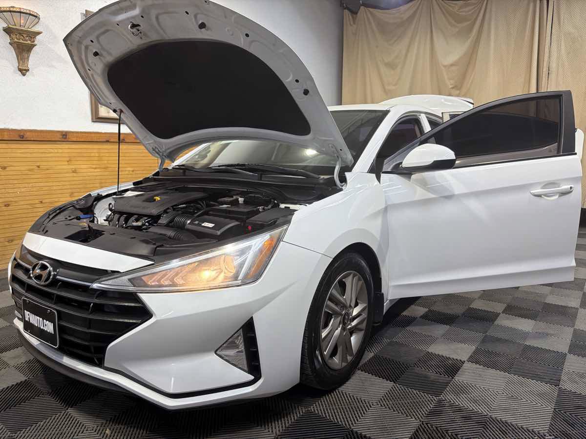 Used 2019 Hyundai Elantra SEL FWD image 11