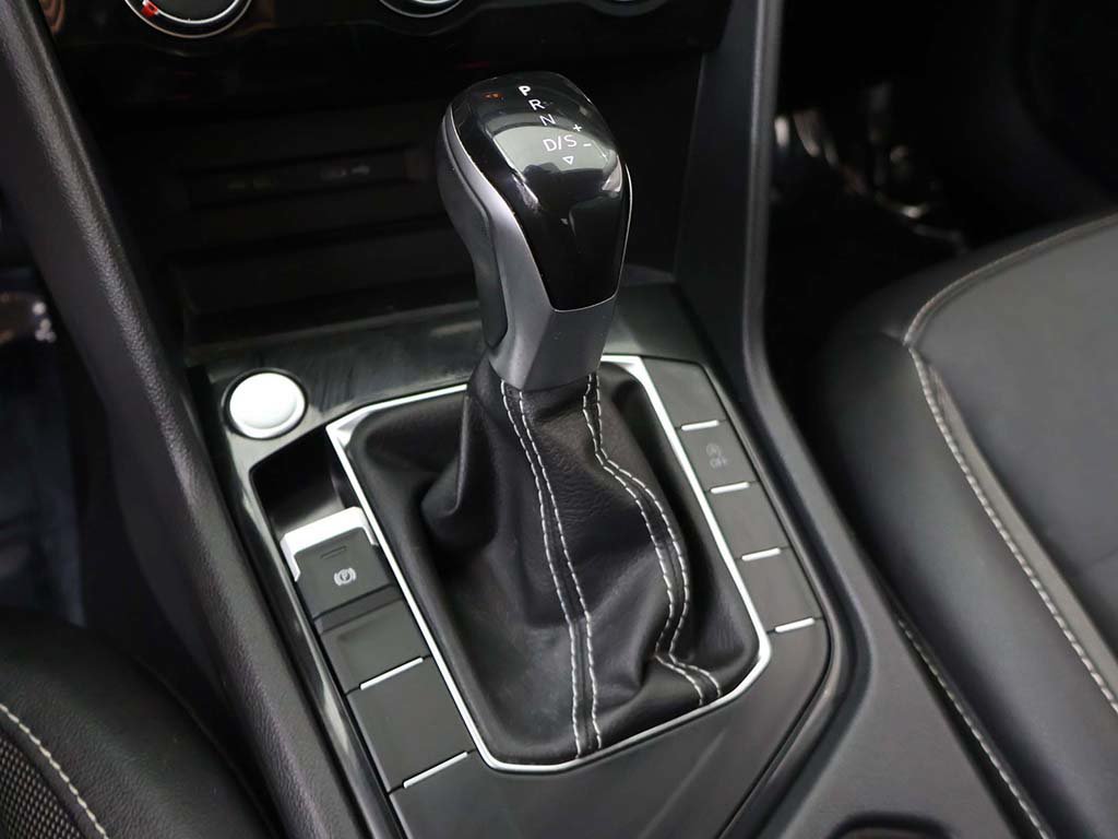 Used 2023 Volkswagen Taos SE FWD image 45