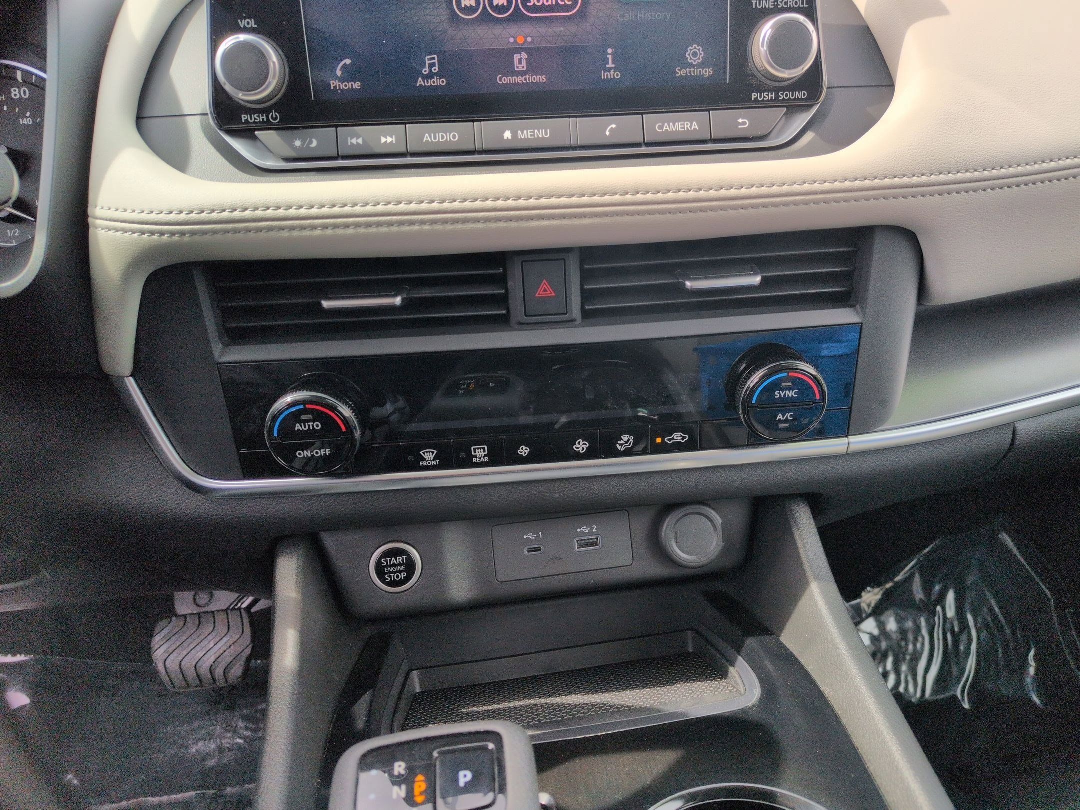 Used 2023 Nissan Rogue SV AWD/4WD image 13