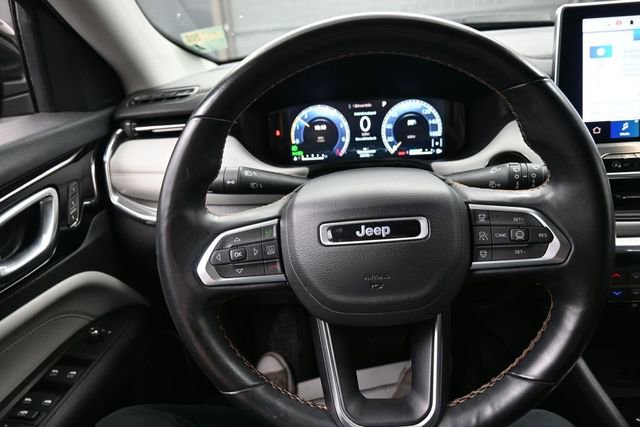 Used 2022 Jeep Compass Limited w/ Elite Group AWD/4WD image 8