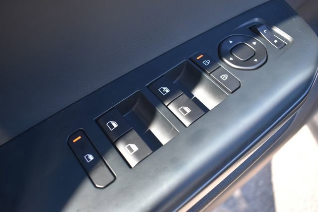 New 2025 Kia K4 image 18
