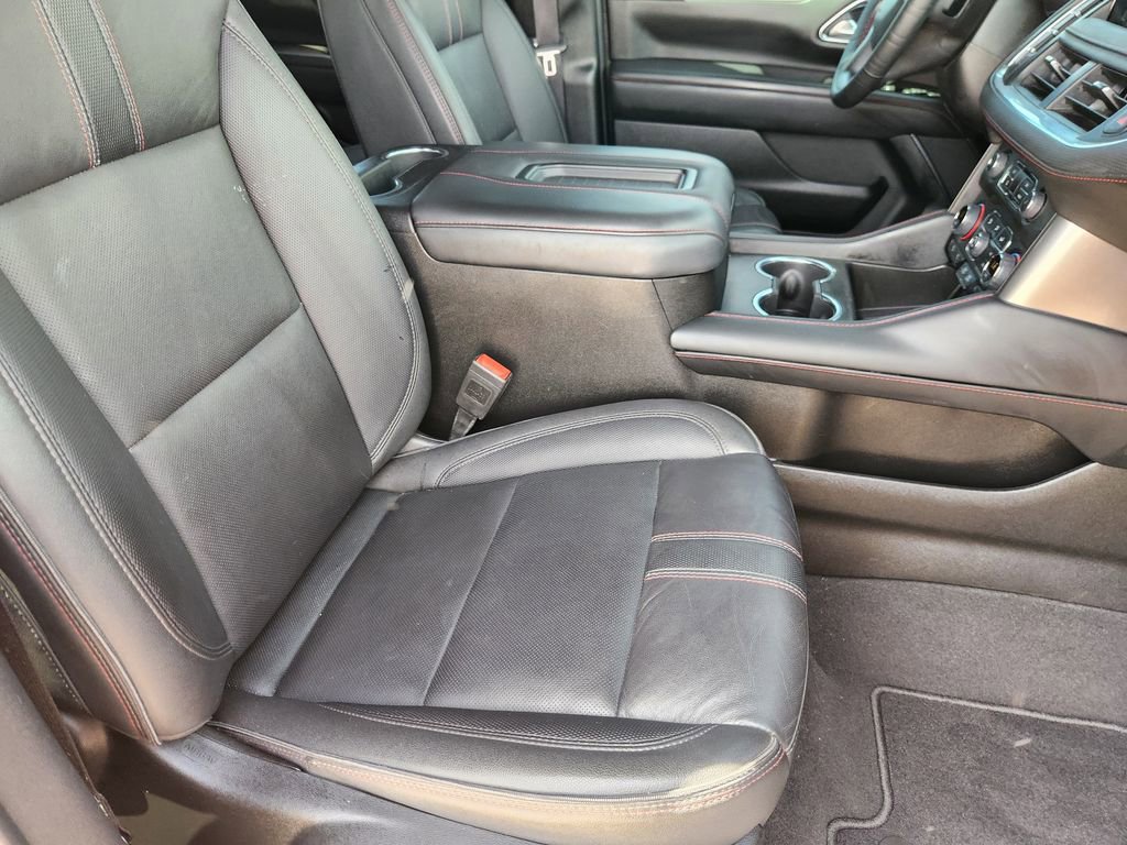 Used 2024 Chevrolet Tahoe RST w/ Luxury Package AWD/4WD image 14