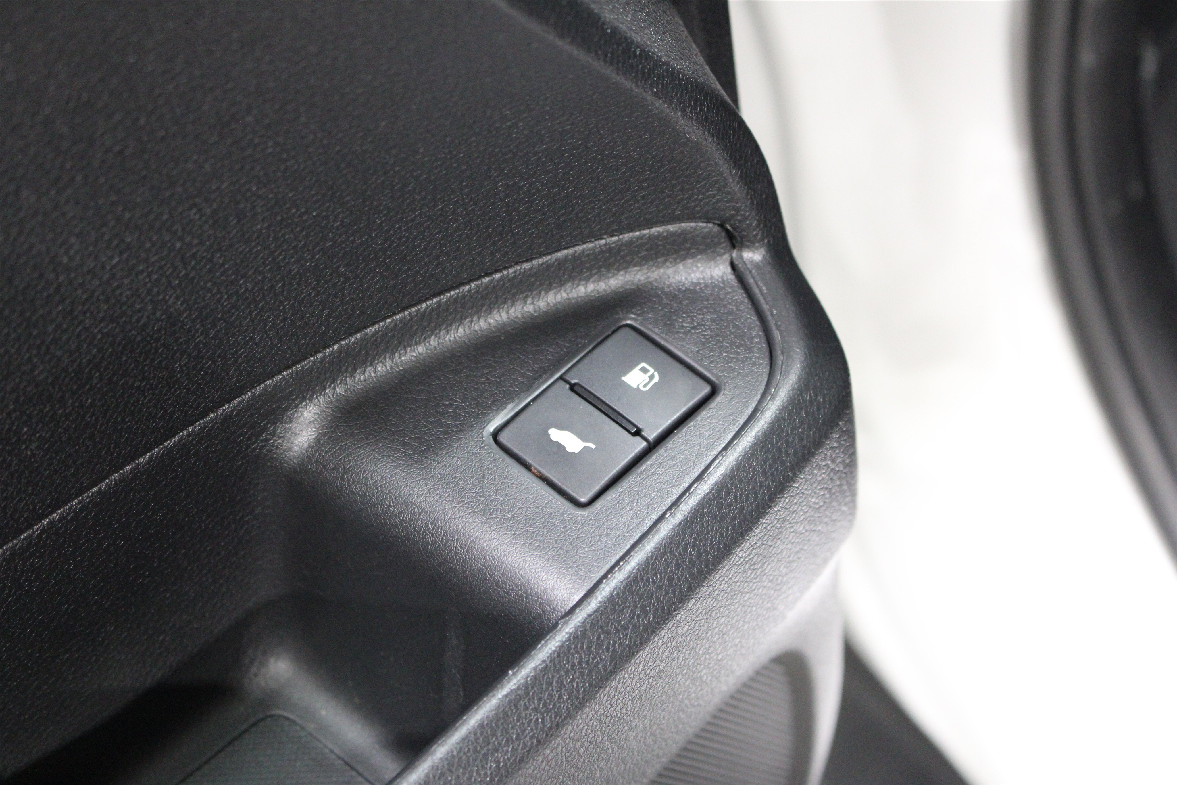 Used 2023 Honda Passport EX-L image 8