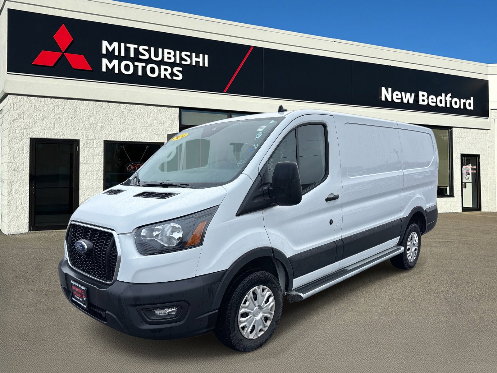 Used 2024 Ford Transit 250 Low Roof w/ Exterior Upgrade Package image 1