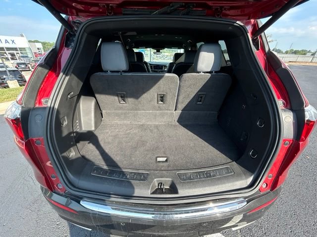 Used 2022 Buick Enclave Premium AWD/4WD image 8