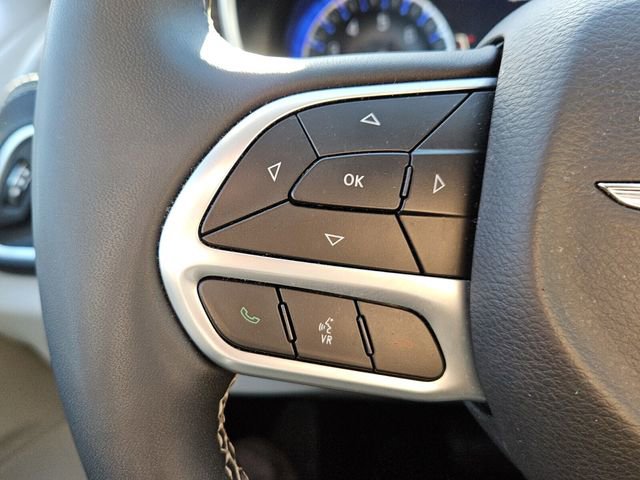 Used 2024 Chrysler Pacifica Limited image 22