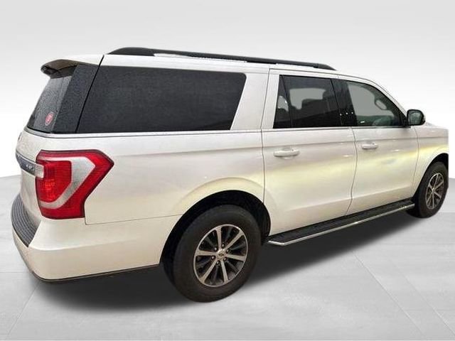 Used 2019 Ford Expedition Max XLT w/ Equipment Group 202A image 7