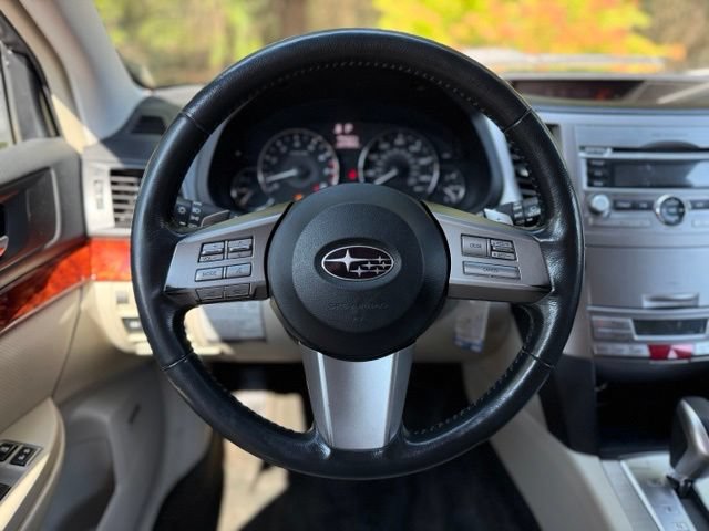 Used 2011 Subaru Outback 2.5i Limited AWD/4WD image 22