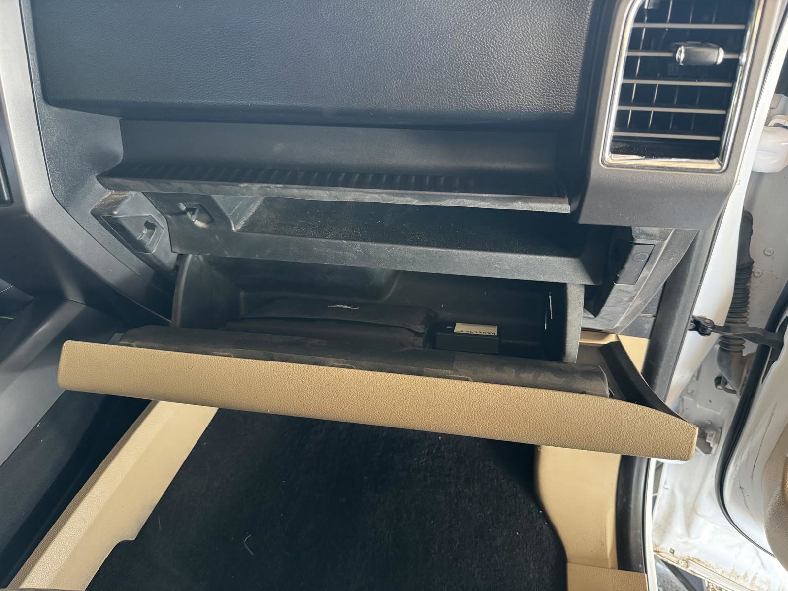 Used 2016 Ford F150 XLT w/ Equipment Group 302A Luxury image 38