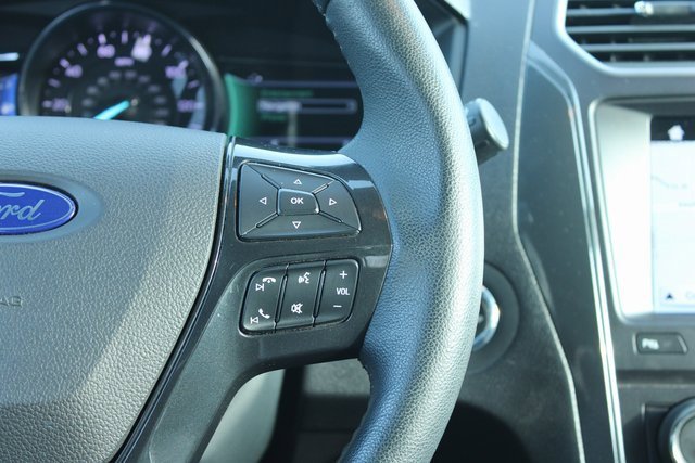 Used 2018 Ford Explorer XLT w/ Equipment Group 202A image 27