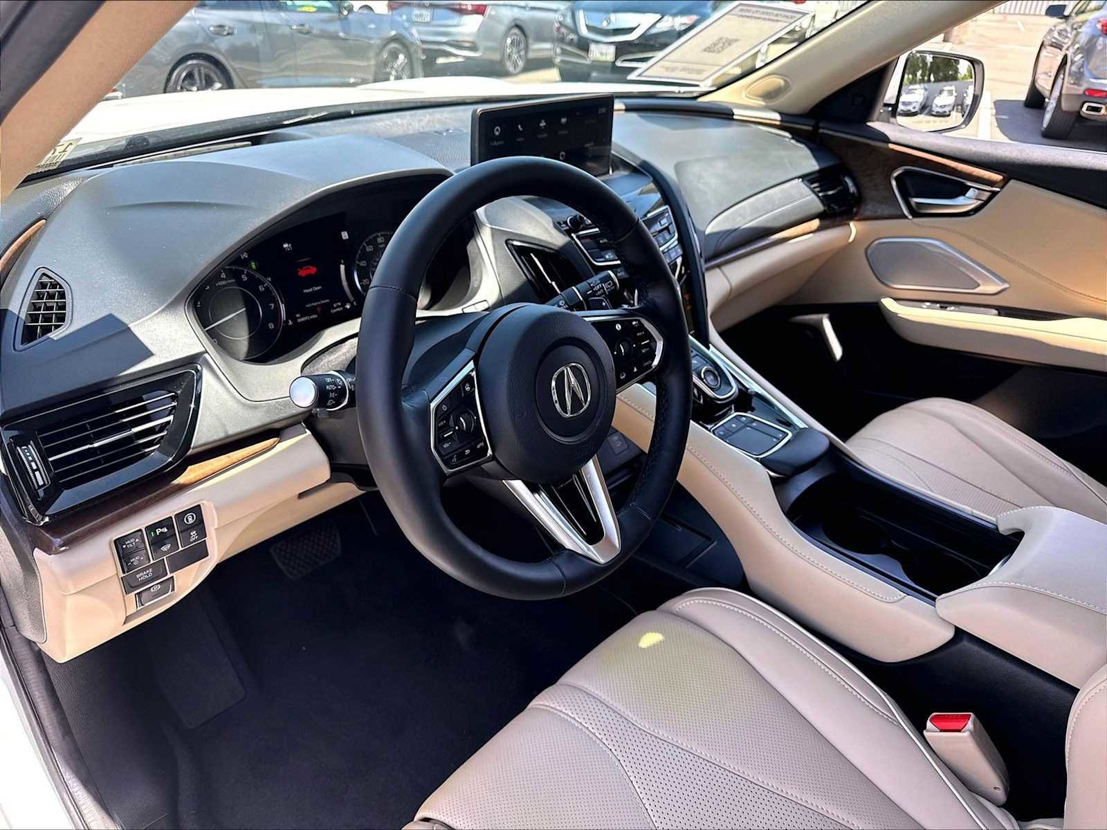 Used 2024 Acura RDX SH-AWD w/ Advance Package image 16