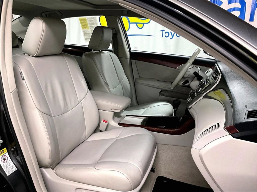 Used 2011 Toyota Avalon FWD image 11