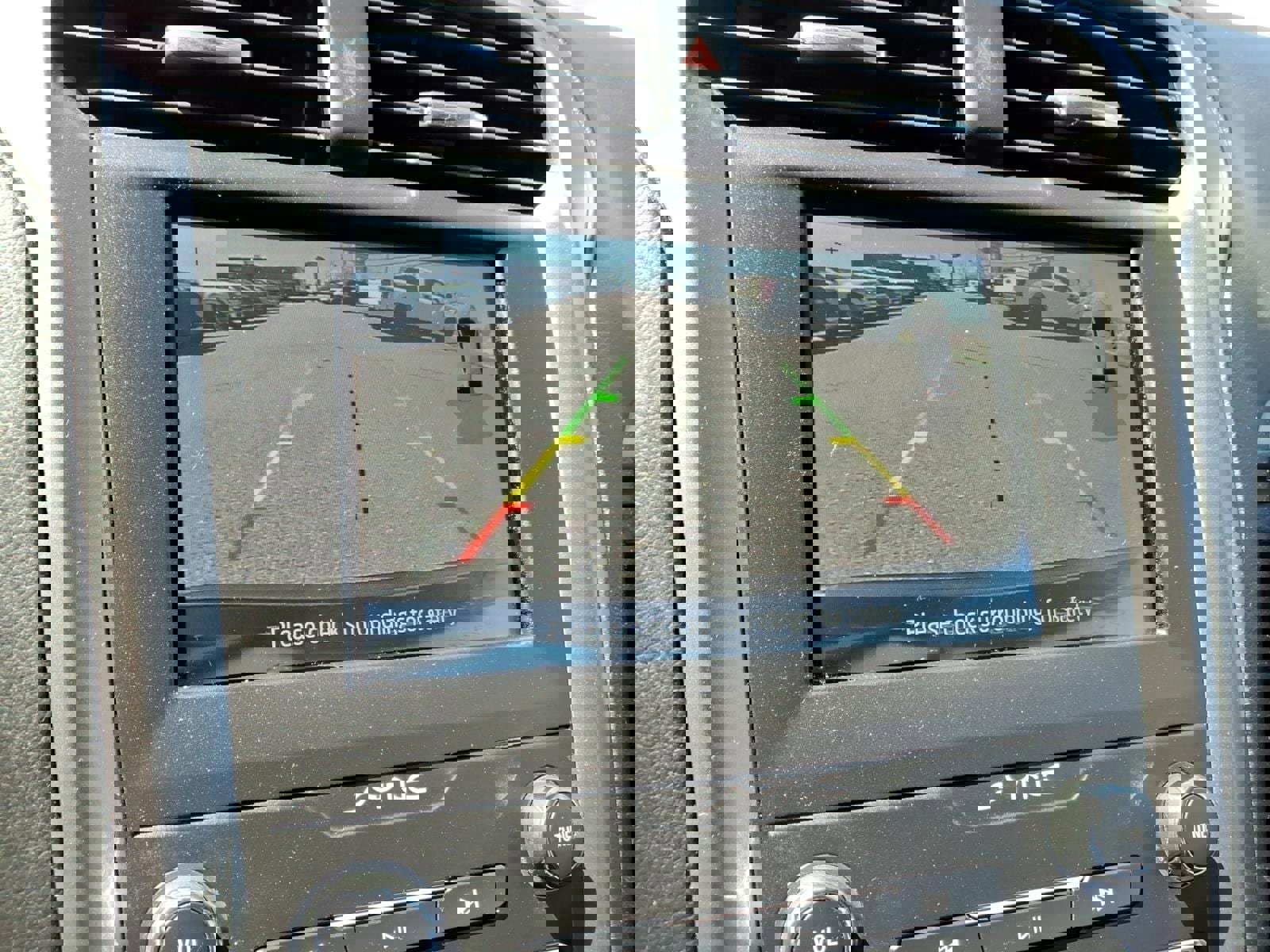 Used 2020 Ford Fusion SE image 18