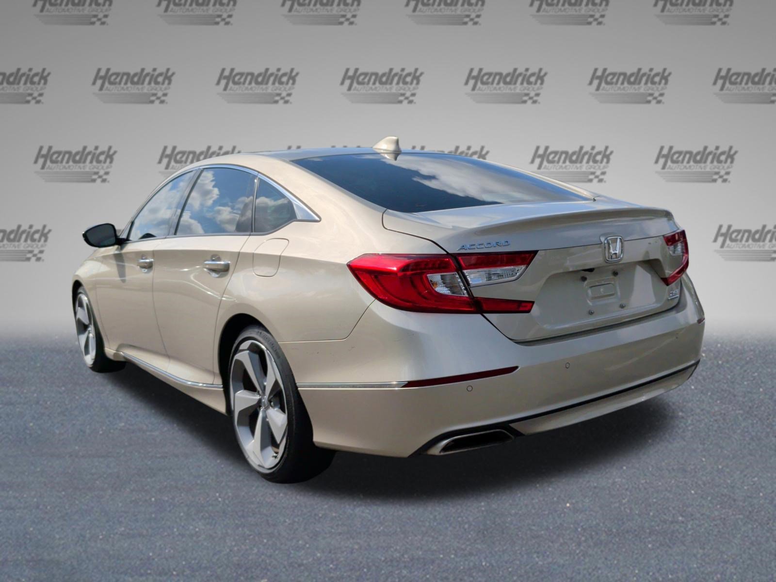 Used 2020 Honda Accord Touring image 9