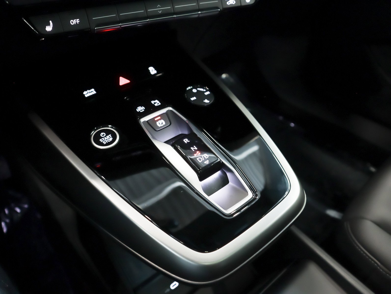 Certified 2024 Audi Q4 e-tron Premium Plus image 23